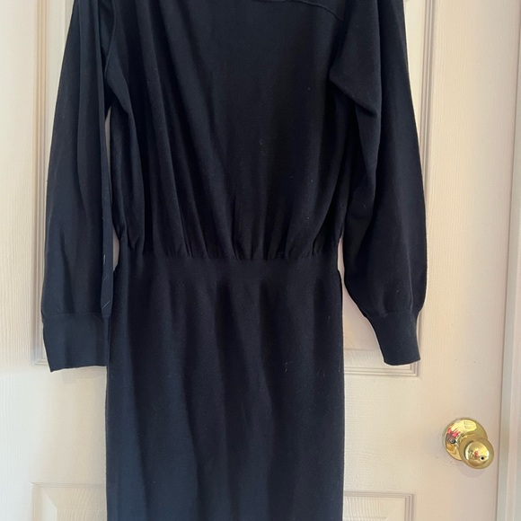 EVEREVE lightweight sweater dress with cute neck detail. Black. NWT. Size XL. - Picture 3 of 8
